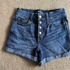 Used Hollister size 24 High rise 3 inch short.